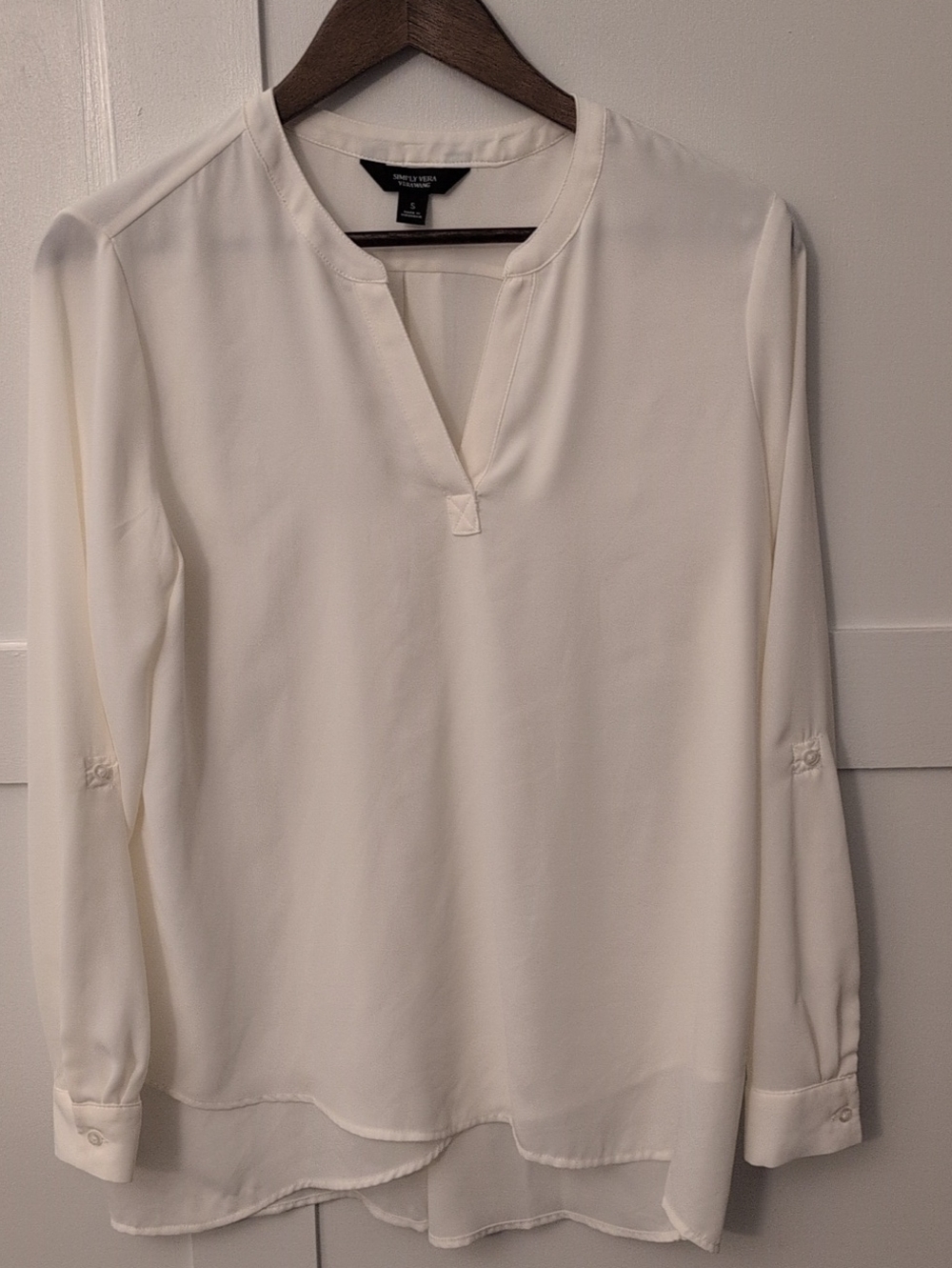 Simply Vera Vera Wang Ivory Split Neck Blouse